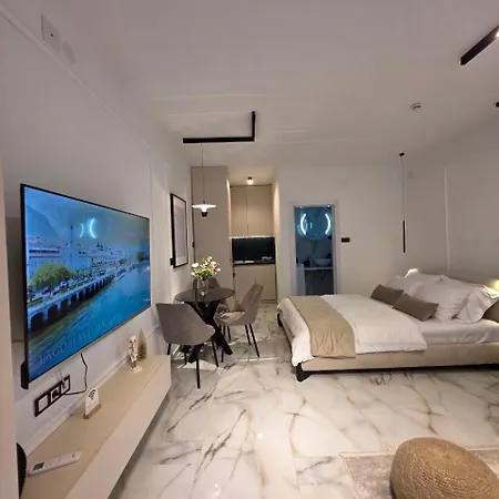 Sotto Il Sole Surčin