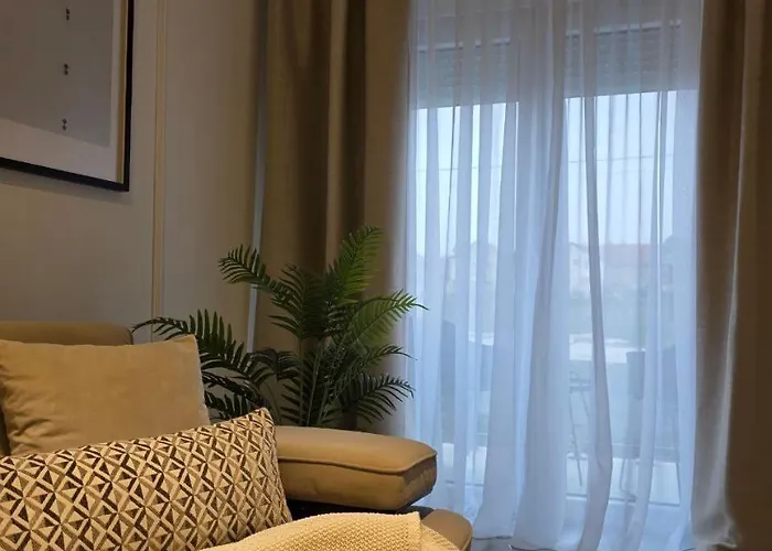 Sotto Il Sole Surčin